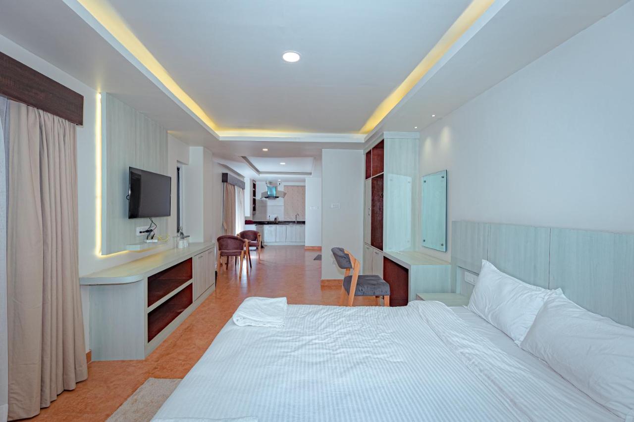 Poms Penthouse Lejlighed Pokhara Eksteriør billede